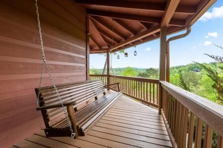 Views In - Waffle Bar-king Bed-hottub Holiday home