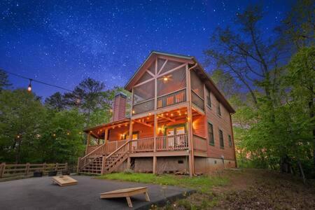 Views In - Waffle Bar-king Bed-hottub Holiday home *